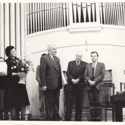 1986 m. 60-metis. Prof. J. Gaudrimas, V. Vitaitė, J. Vitėnas ir kt.