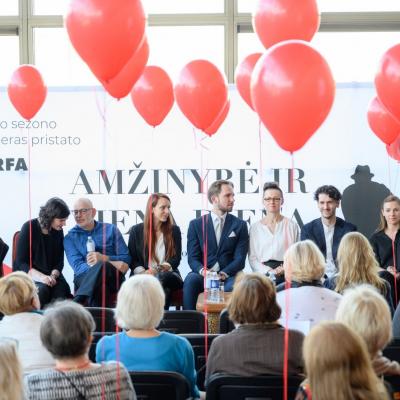 Amžinybė ir viena diena. M. Aleksos nuotraukos. Spaudos konferencija