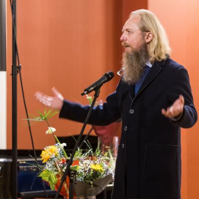 Lietuvos meno kūrėjų asociacijos prezidento Jono Staselio sveikinimas: LMS – 85, MUZIKOS BARAMS - 90