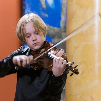Šiaulių Sauliaus Sondeckio menų gimnazijos moksleivis Paulius Ubartas, mokytojos ekspertės Nijolės Prascevičienės klasė