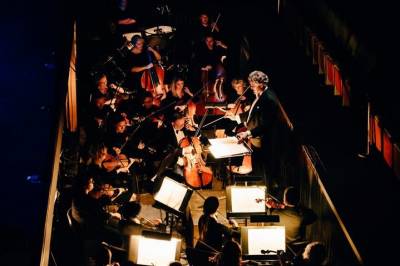 Muzikinio teatro orkestras artėjančių šventų Velykų liturgiją pradės su Alvido Remesos „Requiem“