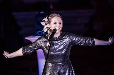 Ieva Narkutė pristato naują dainą kaip psichologinį testą