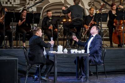 Muzikinio teatro gegužės mėnuo: kviečiame mylėti, jausti ir linksmintis!