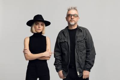 A.Mamontovas ir J.Vaitkutė kurs „Kultūros saloje“: instaliaciją ir muziką jungia Neringos gamta