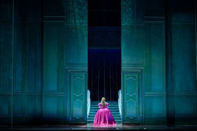 Fabio Ceresos „Traviata“: teatras, kalbantis apie grožį