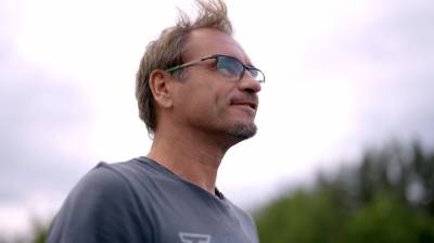 Filmas apie Marijoną Mikutavičių „Vienas iš 3 milijonų“: nutrūktgalviškas ir atviras iki skausmo