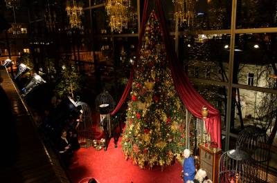 Kalėdų pradžia Lietuvos operoje: teatrą užuosti galima tik atėjus į jį