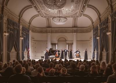 Sėkmingas Vilniaus miesto ansamblio NIKO debiutas Niujorke 