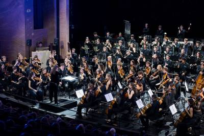 Kai karalienė Luizė pasitraukė į antrą planą. Mintys apie VI Klaipėdos festivalį