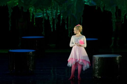Didžiausias šalies teatras šventėms pažers staigmenų