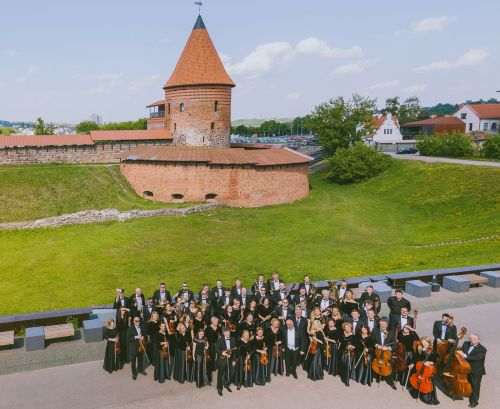 Kauno orkestras energizuoja miestą