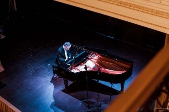 ,,Vaidilos klasikos” sezono atidarymas: Petro Geniušo muzika atvėrė duris į amžinybę