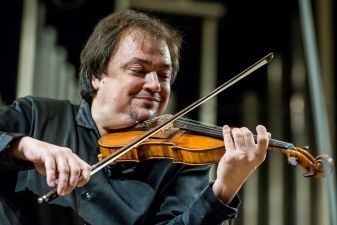 Sergejus Krylovas ir Lietuvos kamerinis orkestras sezoną pradeda „Romansu styginiams“