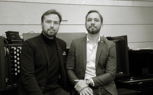 Muzikos konkurentus J.Sakalauską ir D.Mažintą sutaikė „Dedikacija romantizmui“