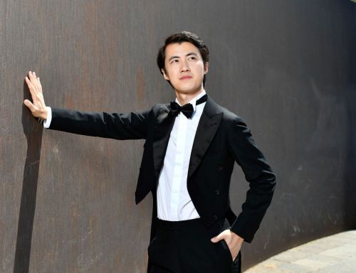 LNSO svečiai – pianistas Haiou Zhangas ir dirigentas Kai Bumannas