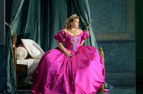 Dar kartą – „Traviata“...