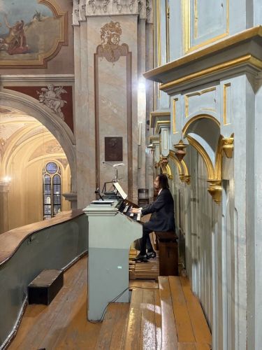 „"Beauštanti aušrelė“ baigė tradicinį tarptautinį festivalį „Musica sacra"“