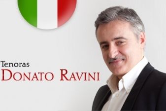 Tenoras iš Romos Donato Ravini: „Dainuodamas su klausytojais dalinuosi jausmais“