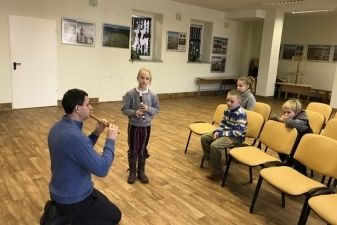 „Canto Fiorito” įsteigė Paparčių vaikų išilginių fleitų ansamblį